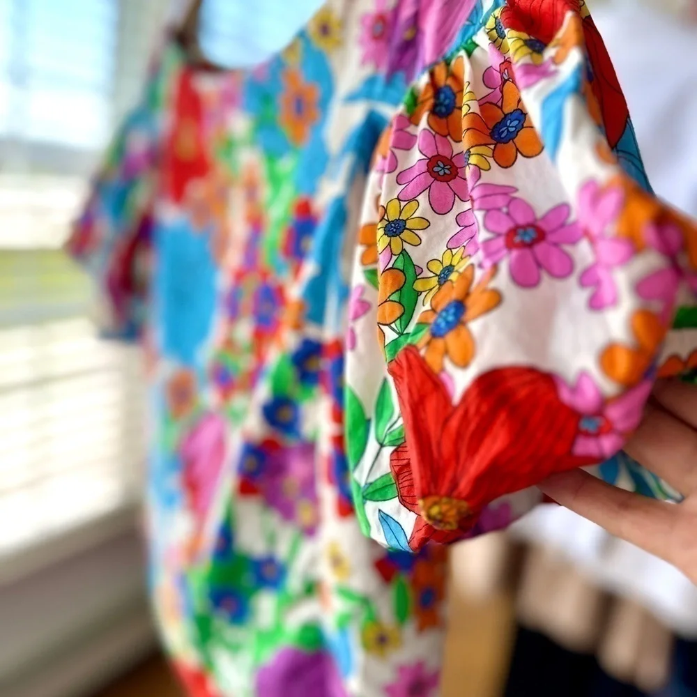 H&M top, off-shoulder, short balloon  sleeves, loose fitting, 💯 cotton, floral - Picture 2 of 14